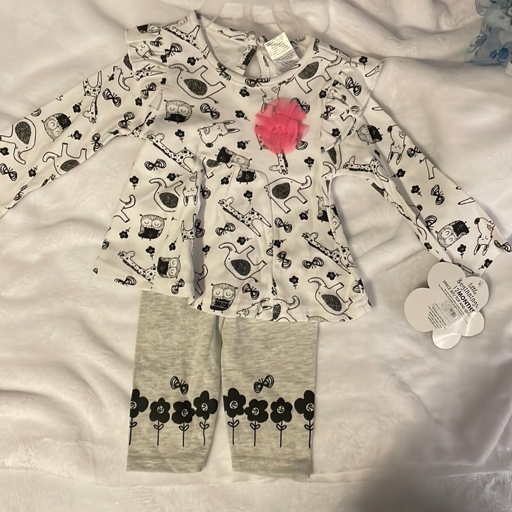 Two piece set with cute flower